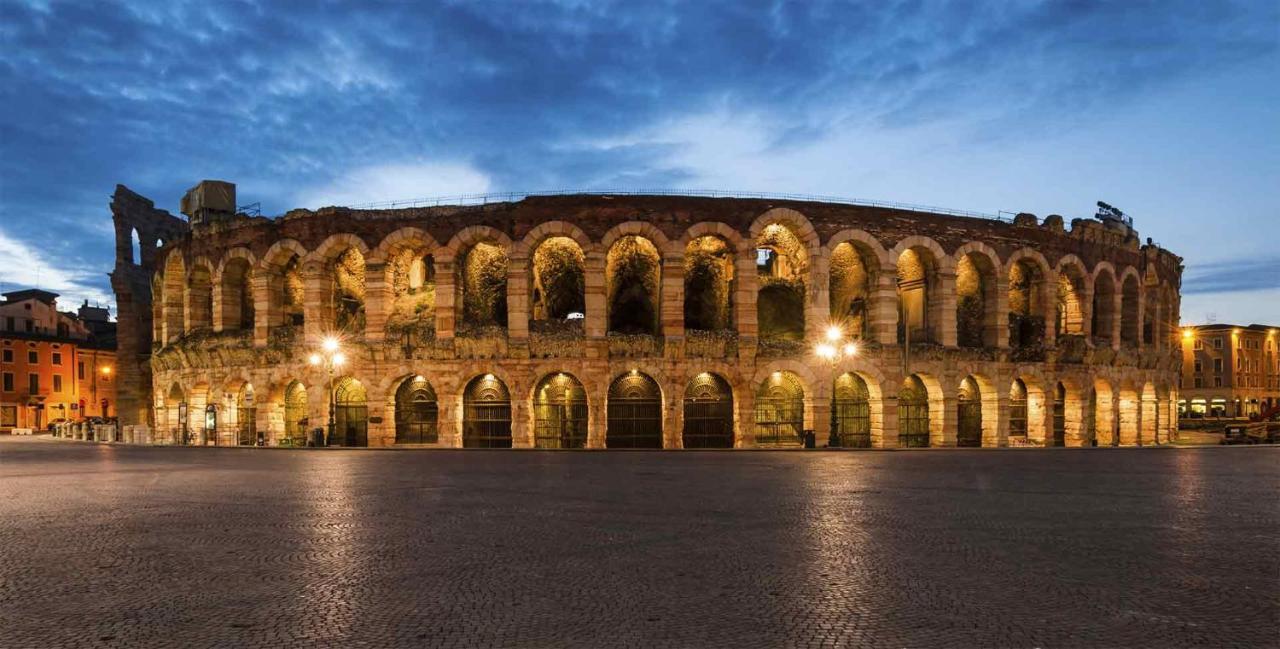 Vitti'S Home Verona 4 - Apartment エクステリア 写真