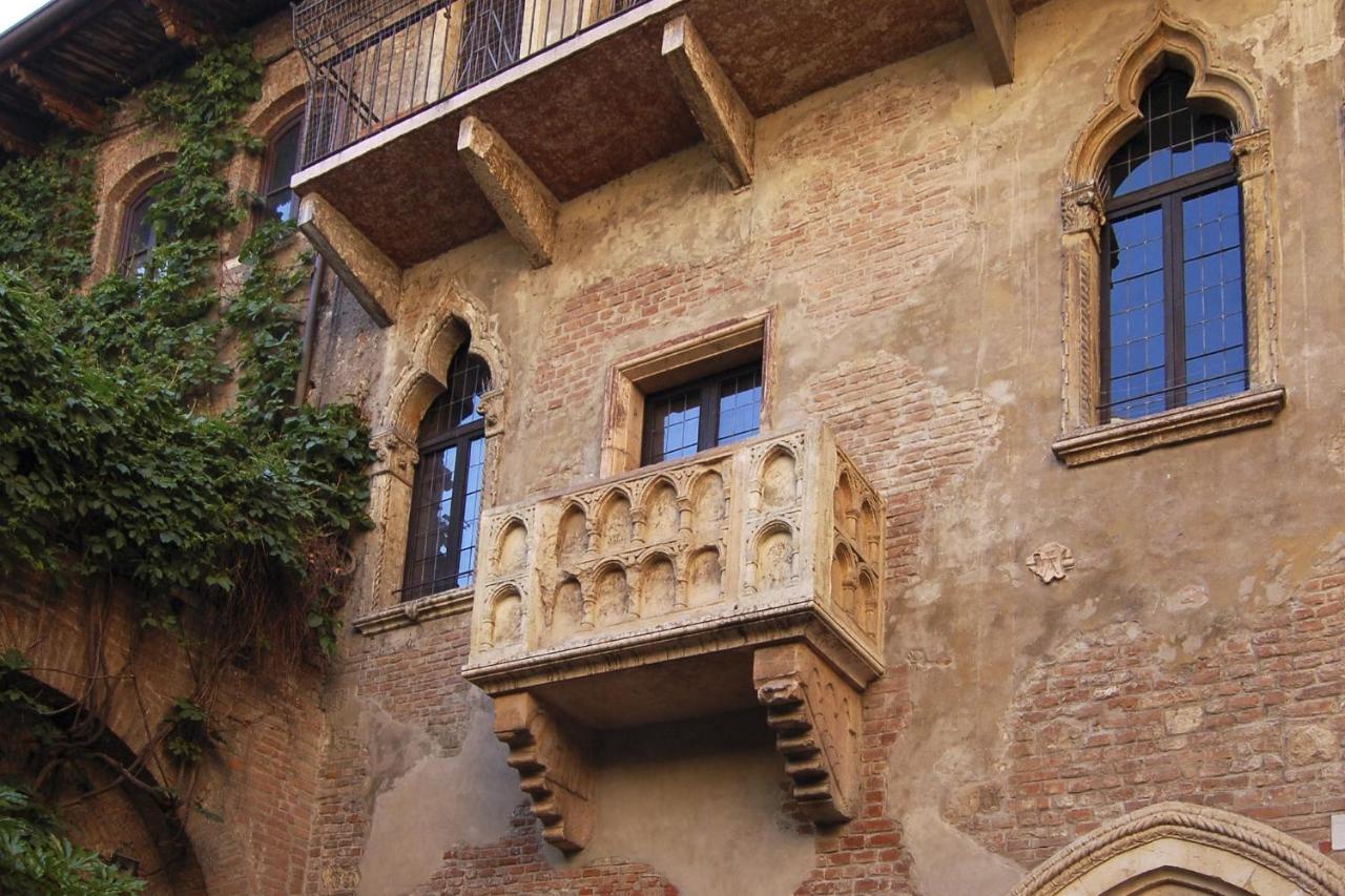 Vitti'S Home Verona 4 - Apartment エクステリア 写真